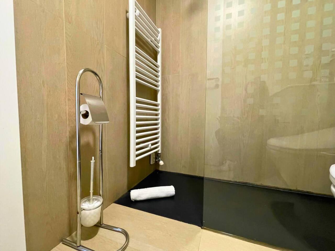Home4U Apartamento Con Cochera Γρανάδα Εξωτερικό φωτογραφία